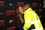 Amsterdam 26 november 2018
Premiere All you need is love in het delamar theater. Een spontaan huwelijks aanzoek op de rode loper van ANWB wegenwacht werknemer