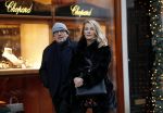 Amsterdam 17 december 2018
Jaap v Zweden met zijn vrouw Aaltje op de pc hooftstraat.