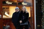 Amsterdam 17 december 2018
Jaap v Zweden met zijn vrouw Aaltje op de pc hooftstraat.