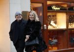 Amsterdam 17 december 2018
Jaap v Zweden met zijn vrouw Aaltje op de pc hooftstraat.