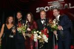 Amsterdam 19 december 2018
Sportman van het jaar verkiezing in afas live. Kjeld Nuis met Sportvrouw van het Jaar 2018 Suzanne Schulting, gehandicapte sporter van het Jaar 2018 Bibian Mentel en de coaches van het Jaar 2018 Jac Orie en Raemon Sluijter De baanwielrenners werden ploeg van het jaar, Marianne Timmer kreeg een ouvre prijs en Rico Verhoeven werd door de Zapp kijkers gekozen tot meest populaire sporter.