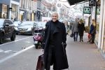 Amsterdam 23 november 2018
Jamai Looman doet boodschappen op de pc hooftstraat.