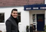 Nederhorst den Berg 5 december 2018
Opnames liedje voor afscheid Edwin Evers door heel veel collegaâ€™s en artiesten in de Bullet sound studioâ€™s. jan Smit