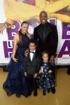 Rotterdam 9 december 2018
Premiere Bon Bini Holland 2 in pathe Rotterdam. Jandino Asporaat met vrouw en kinderen