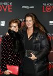 Amsterdam 26 november 2018
Premiere All you need is love in het delamar theater. Janine v d Ende met een kennis