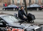 Den Haag 3 december 2018
Jesse Klaver op de fiets in Den haag.