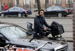 Den Haag 3 december 2018
Jesse Klaver op de fiets in Den haag.