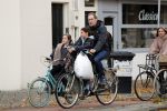 Amsterdam 14 november 2018
Johan Neijenhuis met kinde(eren) op de fiets