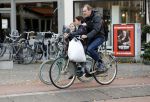 Amsterdam 14 november 2018
Johan Neijenhuis met kinde(eren) op de fiets