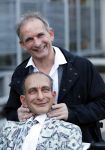 Den Bosch 30 november 2018
Rechtszaak tussen Johan Vlemmix en Patricia Paay. Johan kwam met een look a like pop ( in rolstoel) van zichzelf en Patricia kwam met haar man Robbert Hinfelaar naar de rechtbank in Den Bosch.