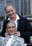 Den Bosch 30 november 2018
Rechtszaak tussen Johan Vlemmix en Patricia Paay. Johan kwam met een look a like pop ( in rolstoel) van zichzelf en Patricia kwam met haar man Robbert Hinfelaar naar de rechtbank in Den Bosch.