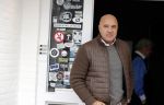 Nederhorst den Berg 5 december 2018
Opnames liedje voor afscheid Edwin Evers door heel veel collegaâ€™s en artiesten in de Bullet sound studioâ€™s. John v d Heuvel