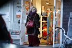 Amsterdam 4 december 2018
Karin Bloemen doet boodschappen op de beethovenstraat.