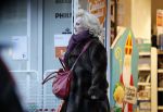 Amsterdam 4 december 2018
Karin Bloemen doet boodschappen op de beethovenstraat.