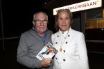 Puttershoek 8 december 2018
Presentatie boek Kees Verkerk. Ard Schenk en zijn vrouw krijgen allebei het eerste boek overhandigd.