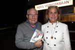 Puttershoek 8 december 2018
Presentatie boek Kees Verkerk. Ard Schenk en zijn vrouw krijgen allebei het eerste boek overhandigd.