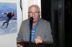 Puttershoek 8 december 2018
Presentatie boek Kees Verkerk. Ard Schenk en zijn vrouw krijgen allebei het eerste boek overhandigd.