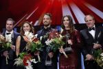 Amsterdam 19 december 2018
Sportman van het jaar verkiezing in afas live. Kjeld Nuis met Sportvrouw van het Jaar 2018 Suzanne Schulting, gehandicapte sporter van het Jaar 2018 Bibian Mentel en de coaches van het Jaar 2018 Jac Orie en Raemon Sluijter De baanwielrenners werden ploeg van het jaar, Marianne Timmer kreeg een ouvre prijs en Rico Verhoeven werd door de Zapp kijkers gekozen tot meest populaire sporter.