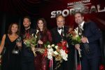 Amsterdam 19 december 2018
Sportman van het jaar verkiezing in afas live. Kjeld Nuis met Sportvrouw van het Jaar 2018 Suzanne Schulting, gehandicapte sporter van het Jaar 2018 Bibian Mentel en de coaches van het Jaar 2018 Jac Orie en Raemon Sluijter De baanwielrenners werden ploeg van het jaar, Marianne Timmer kreeg een ouvre prijs en Rico Verhoeven werd door de Zapp kijkers gekozen tot meest populaire sporter.