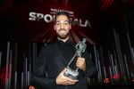 Amsterdam 19 december 2018
Sportman van het jaar verkiezing in afas live. Kjeld Nuis met Sportvrouw van het Jaar 2018 Suzanne Schulting, gehandicapte sporter van het Jaar 2018 Bibian Mentel en de coaches van het Jaar 2018 Jac Orie en Raemon Sluijter De baanwielrenners werden ploeg van het jaar, Marianne Timmer kreeg een ouvre prijs en Rico Verhoeven werd door de Zapp kijkers gekozen tot meest populaire sporter.