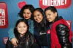 Amsterdam 8 december 2018
Premiere van Ralph Breaks the Internet in Pathe Arena. Linda Wagemakers met kinderen