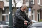 Amsterdam 28 november 2018
Maarten Spanjer doet boodschappen in amsterdam zuid
