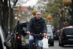 Amsterdam 28 november 2018
Maarten Spanjer doet boodschappen in amsterdam zuid
