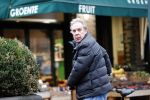 Amsterdam 28 november 2018
Maarten Spanjer doet boodschappen in amsterdam zuid