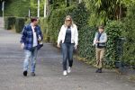 Amsterdam 25 augustus 2018
Martijn Krabbe gaat met zijn zoon achilles en zijn nieuwe vriendin Deborah Wietzes boodschappen doen.