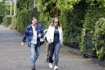 Amsterdam 25 augustus 2018
Martijn Krabbe gaat met zijn zoon achilles en zijn nieuwe vriendin Deborah Wietzes boodschappen doen.