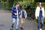 Amsterdam 25 augustus 2018
Martijn Krabbe gaat met zijn zoon achilles en zijn nieuwe vriendin Deborah Wietzes boodschappen doen.