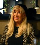 Amsterdam, 6 December 2018
Uitreiking boek Sonja Bakker
Mary Borsato
