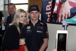 Amsterdam 13 november 2018
Presentatie TAG Heuer horloge van Max Verstappen in Hotel Arena. Robert Doornbos en Rob Kamphues doen de presentatie.