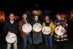 Soestdijk Baarn 6 december 2018
Kick off voor KWF aktie met lampionnen bij paleis Soestdijk . oa Wilfred Genee Coosje Smid Mirella v Markus Jeroen Snel en Andre v d Toorn doen mee.