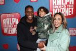 Amsterdam 8 december 2018
Premiere van Ralph Breaks the Internet in Pathe Arena. Nienke Plas met man en zoontje