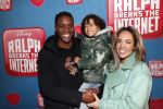 Amsterdam 8 december 2018
Premiere van Ralph Breaks the Internet in Pathe Arena. Nienke Plas met man en zoontje