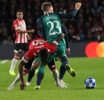 Eindhoven, 24 Oktober 2018 PSV-Tottemham Hotspur.
Duel in de voorronde Champions League, eindstand 2-2.
Pablo Rosario en Christian  Eriksen