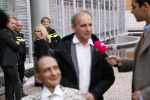 Den Bosch 30 november 2018
Rechtszaak tussen Johan Vlemmix en Patricia Paay. Johan kwam met een look a like pop ( in rolstoel) van zichzelf en Patricia kwam met haar man Robbert Hinfelaar naar de rechtbank in Den Bosch.