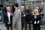 Den Bosch 30 november 2018
Rechtszaak tussen Johan Vlemmix en Patricia Paay. Johan kwam met een look a like pop ( in rolstoel) van zichzelf en Patricia kwam met haar man Robbert Hinfelaar naar de rechtbank in Den Bosch.