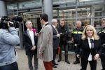 Den Bosch 30 november 2018
Rechtszaak tussen Johan Vlemmix en Patricia Paay. Johan kwam met een look a like pop ( in rolstoel) van zichzelf en Patricia kwam met haar man Robbert Hinfelaar naar de rechtbank in Den Bosch.