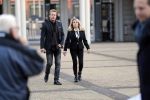 Den Bosch 30 november 2018
Rechtszaak tussen Johan Vlemmix en Patricia Paay. Johan kwam met een look a like pop ( in rolstoel) van zichzelf en Patricia kwam met haar man Robbert Hinfelaar naar de rechtbank in Den Bosch.