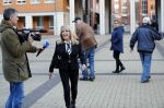 Den Bosch 30 november 2018
Rechtszaak tussen Johan Vlemmix en Patricia Paay. Johan kwam met een look a like pop ( in rolstoel) van zichzelf en Patricia kwam met haar man Robbert Hinfelaar naar de rechtbank in Den Bosch.