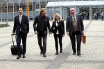 Den Bosch 30 november 2018
Rechtszaak tussen Johan Vlemmix en Patricia Paay. Johan kwam met een look a like pop ( in rolstoel) van zichzelf en Patricia kwam met haar man Robbert Hinfelaar naar de rechtbank in Den Bosch.