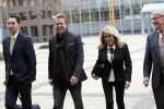 Den Bosch 30 november 2018
Rechtszaak tussen Johan Vlemmix en Patricia Paay. Johan kwam met een look a like pop ( in rolstoel) van zichzelf en Patricia kwam met haar man Robbert Hinfelaar naar de rechtbank in Den Bosch.