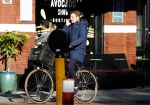Amsterdam 15 november 2018
Prins Maurits bellend op zijn fiets.