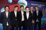 Amsterdam 24 november 2018
Premiere van de Grinch in pathe arena. Kim v Kooten kwam met dochter Kee Derwig en zoon Roman Derwig. Roman met vrienden