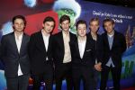 Amsterdam 24 november 2018
Premiere van de Grinch in pathe arena. Kim v Kooten kwam met dochter Kee Derwig en zoon Roman Derwig. Roman met vrienden