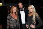 Amsterdam 6 december 2018
Openingsavond VIP van de luxery fair in de RAI. Sandra masmeijer met dochter en schoonzoon