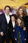 Rotterdam 9 december 2018
Premiere Bon Bini Holland 2 in pathe Rotterdam. Sharon Wins met man en kinderen