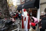 Amsterdam 1december 2018
Sinterklaas en zijn pieten op de cornelis schuytstraat.
